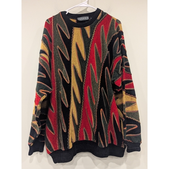 Tundra Canada 3D Textured Coogi Style Print Sweater Size Large - Picture 6 of 6